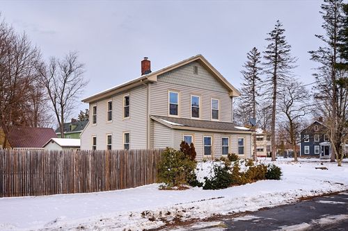 3 Butler St, Westfield, MA, 01085-2714 | Card Image