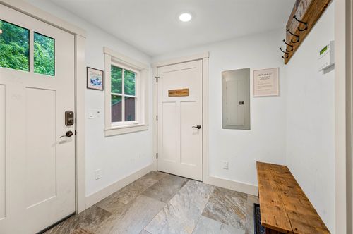 3-3209 German Flats Rd, Warren, VT, 05674-9766 | Card Image