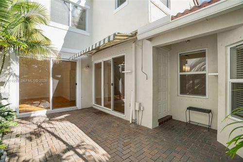 1640-1640 Weeping Willow Way, Hollywood, FL, 33019-4893 | Card Image