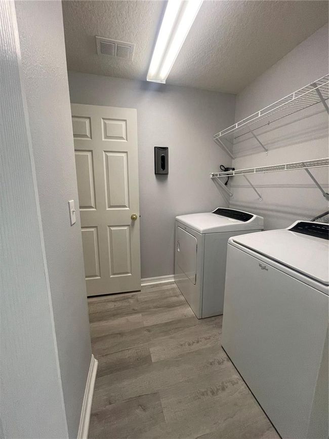 844 Haring Ln, House other with 3 bedrooms, 2 bathrooms and null parking in MOUNT DORA FL | Image 16
