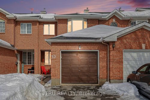 37 Daventry Crescent, Barrhaven, ON, K2J4N6 | Card Image
