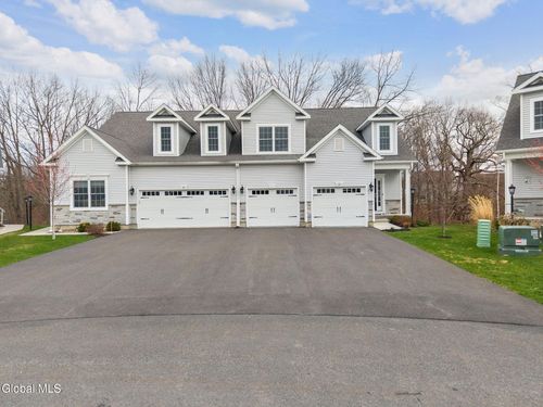 33 Joshua Pl, Glenmont, NY, 12077-3429 | Card Image