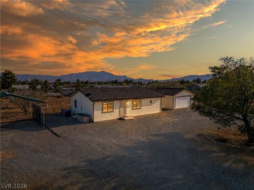 3201 W Retread Rd, Pahrump, NV, 89048-4499 | Card Image
