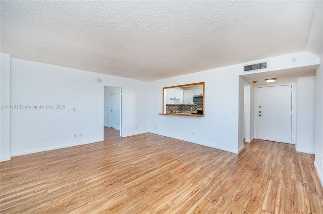 APT-807 - 13499 Biscayne Blvd, Condo with 2 bedrooms, 2 bathrooms and null parking in North Miami FL | Image 22