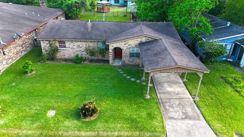 1465 Fairway St, Beaumont, TX, 77703-1739 | Card Image