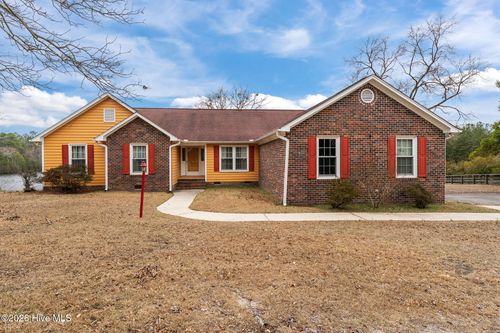 104 Sky Run, Rockingham, NC, 28379-9407 | Card Image