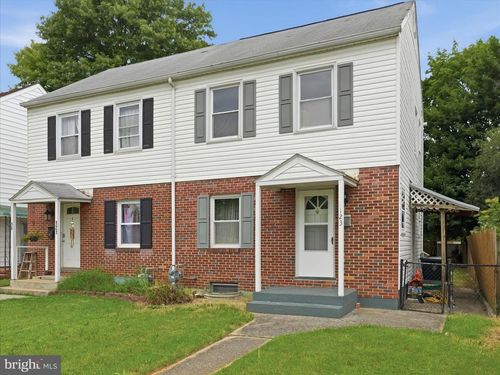 123 Belview Ave, HAGERSTOWN, MD, 21742-3236 | Card Image