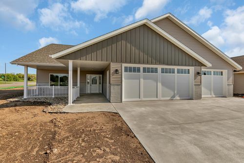 311 15th St N, Cold Spring, MN, 56320-4412 | Card Image