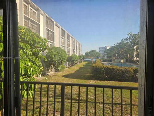 apt-202-8620 N Sherman Cir, Miramar, FL, 33025-2077 | Card Image