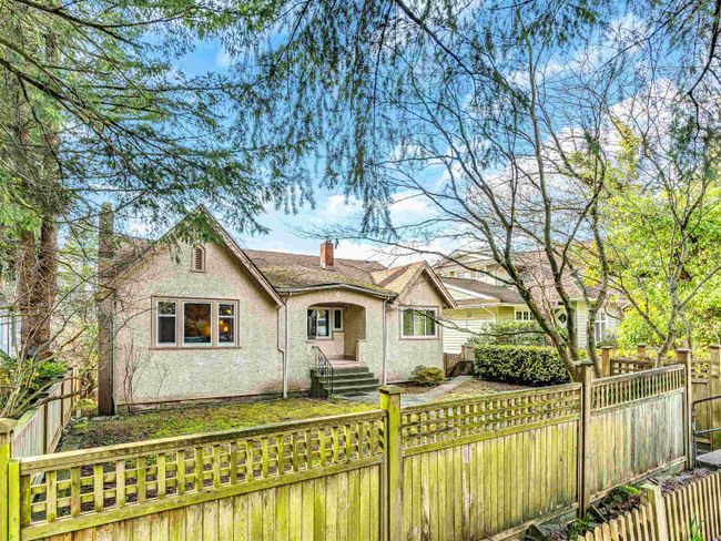 5525 Larch Street, House other with 3 bedrooms, 2 bathrooms and 2 parking in Vancouver BC | Image 1