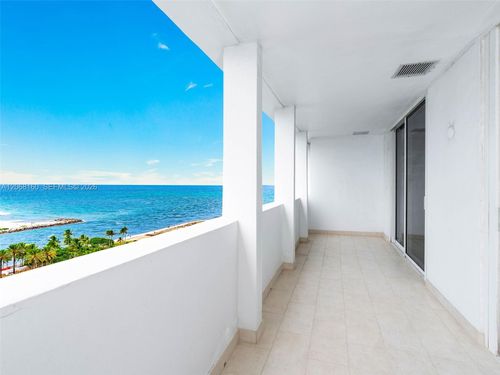 ph1506-10275 Collins Ave, Bal Harbour, FL, 33154-1401 | Card Image