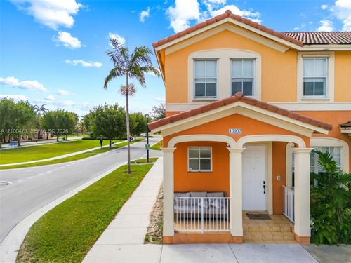 10902-10902 Sw 240th St, Homestead, FL, 33032-4307 | Card Image