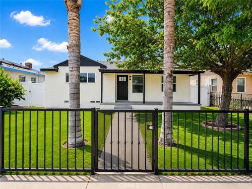 7808 Pioneer Blvd, Whittier, CA, 90606-2123 | Card Image