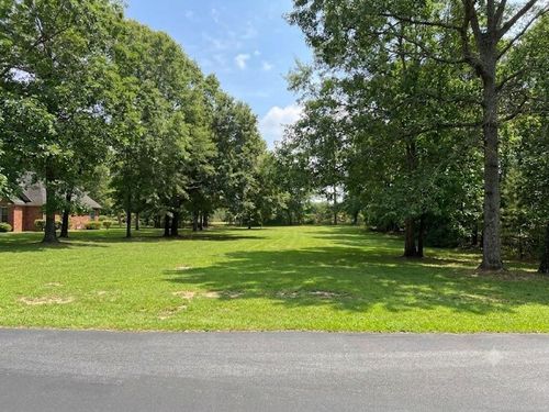 318 Lake Arbu Dr, Manning, SC, 29102-9049 | Card Image