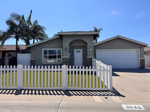8943 Calliandra Rd, San Diego, CA, 92126-2462 | Card Image