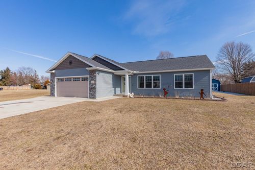 3153 Beaver Creek Rdg, Adrian, MI, 49221-9197 | Card Image