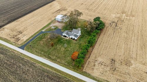 12793 Stocks Rd, Bethany, IL, 61914-9002 | Card Image