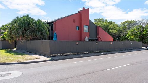 4243 Ocean Dr, Corpus Christi, TX, 78411-1253 | Card Image