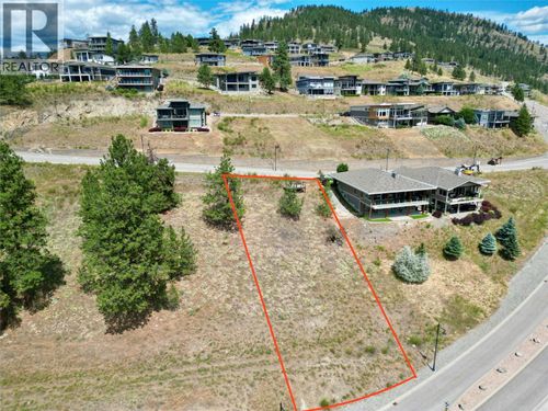 8816 Stonington Rd, Vernon, BC, V1H2K8 | Card Image