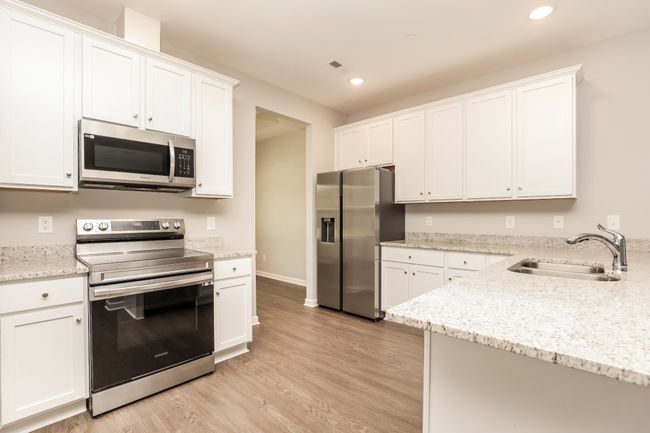 1012 Echo Ridge Rd, House other with 3 bedrooms, 2 bathrooms and 2 parking in Columbia TN | Image 4