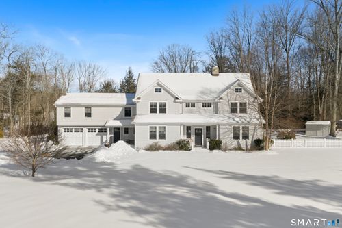 16 Gault Park Dr, Westport, CT, 06880-2115 | Card Image