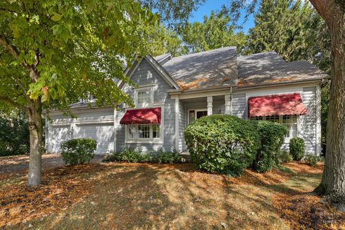 806 Norge Pkwy, Fox River Grove, IL, 60021-1246 | Card Image