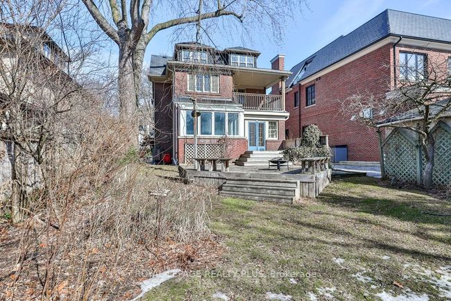 225 Glenrose Ave, House other with 4 bedrooms, 3 bathrooms and 4 parking in Toronto ON | Image 33