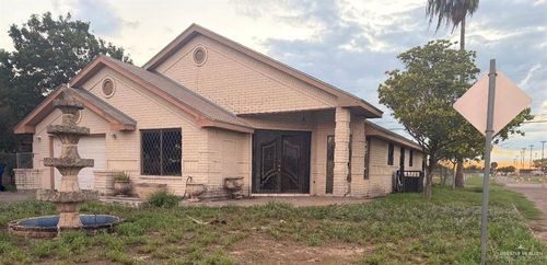 221 Ruby St, La Joya, TX, 78560-9021 | Card Image