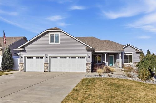 16511 E 10th Ln, Spokane Valley, WA, 99037-5032 | Card Image