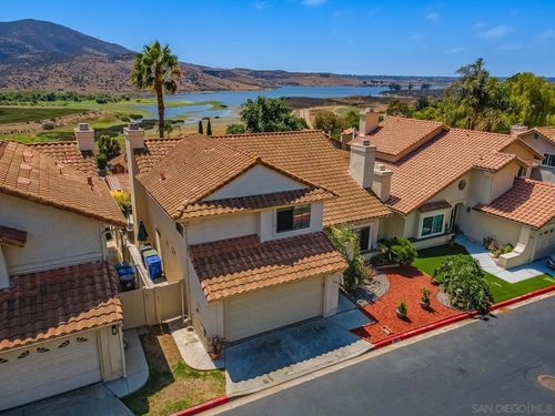10137 Greenleaf Rd, Spring Valley, CA, 91977-6545 | Card Image