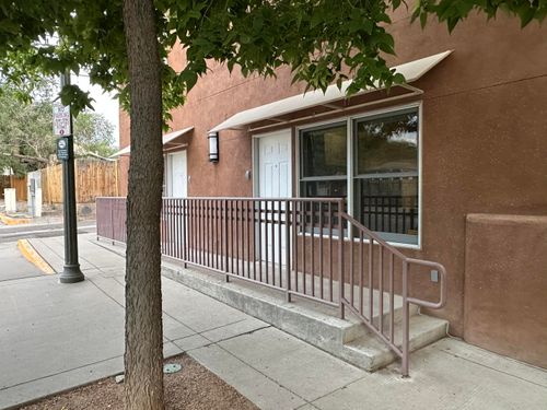 apt-105-400 Copper Avenue Ne, Albuquerque, NM, 87102 | Card Image