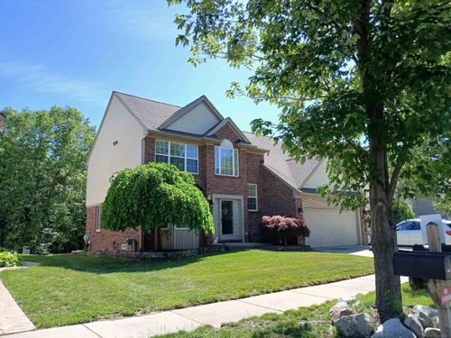 11820 Creekview Dr, Sterling Heights, MI, 48312-1413 | Card Image