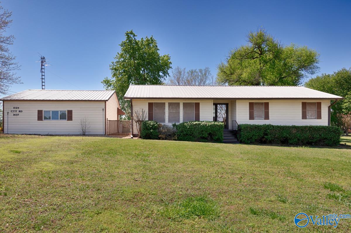 County Road 1437 , Vinemont, AL 35179
