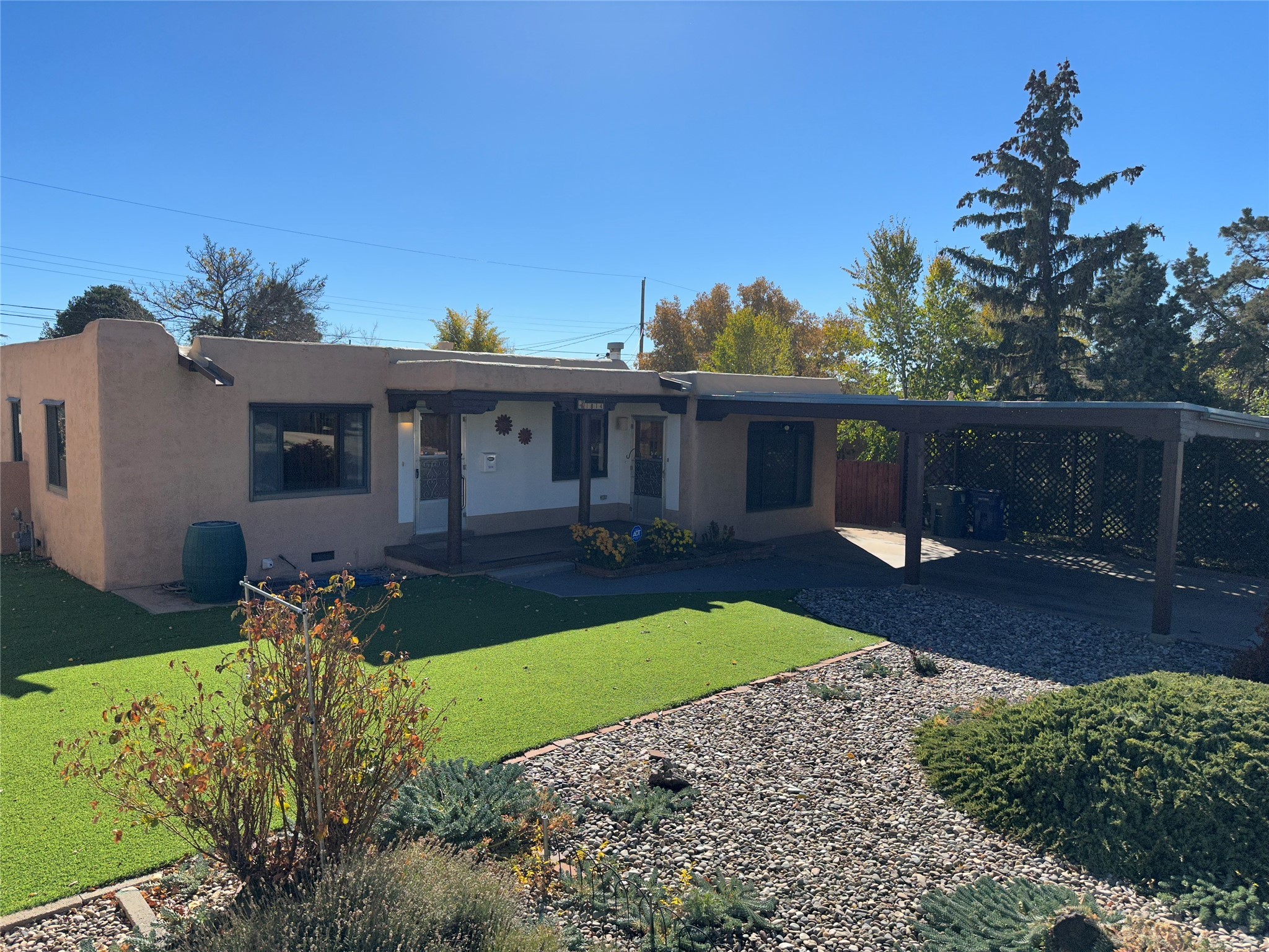 Kiva Rd, Santa Fe, NM 87505
