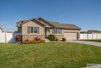 3855 Pearce Drive, House other with 4 bedrooms, 3 bathrooms and 2 parking in Idaho Falls ID | Image 2