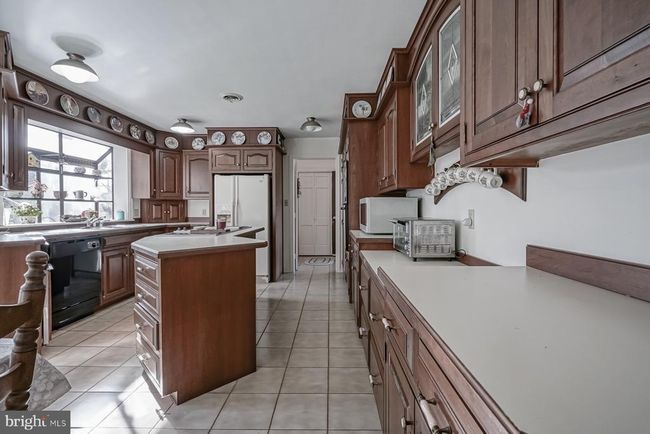 816 Hawks Bridge Rd, House other with 4 bedrooms, 3 bathrooms and null parking in MANNINGTON NJ | Image 7