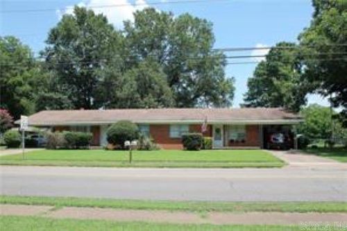 1118-1116-1118 N Detroit Ave, Russellville, AR, 72801-3057 | Card Image