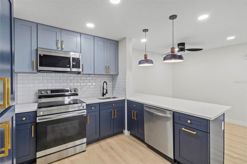 a2-3232 Lake Pine Way E, Tarpon Springs, FL, 34688-6493 | Card Image