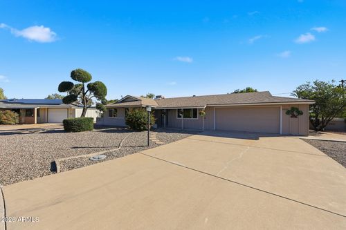 11601 N Hacienda Dr, Sun City, AZ, 85351-3839 | Card Image