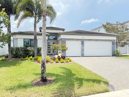 8803 Skyward St, Boca Raton, FL, 33496-5609 | Card Image