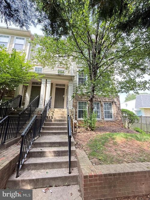 7200 Phelps Hill Ct, DERWOOD, MD, 20855-1362 | Card Image