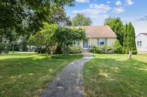 43 Eastwood Rd, Groton, CT, 06340-6010 | Card Image