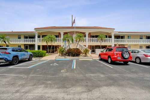 202-2121 Ne 68th St, Fort Lauderdale, FL, 33308-1163 | Card Image