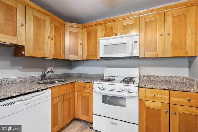 APT-305 - 8830 Piney Branch Rd, Condo with 3 bedrooms, 2 bathrooms and null parking in SILVER SPRING MD | Image 6