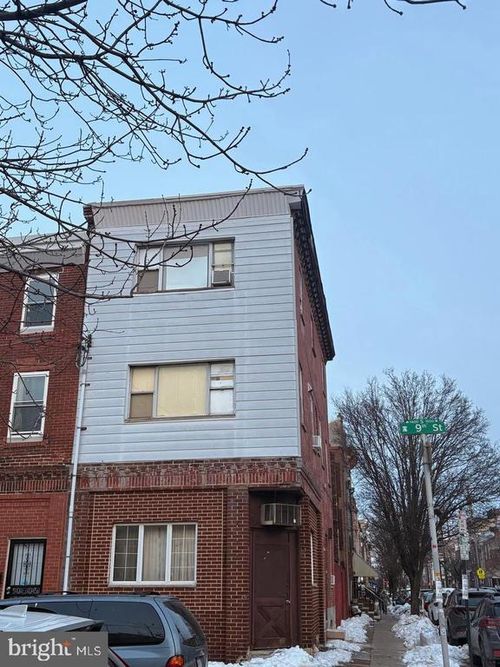 1447 S 9th St, PHILADELPHIA, PA, 19147-5732 | Card Image
