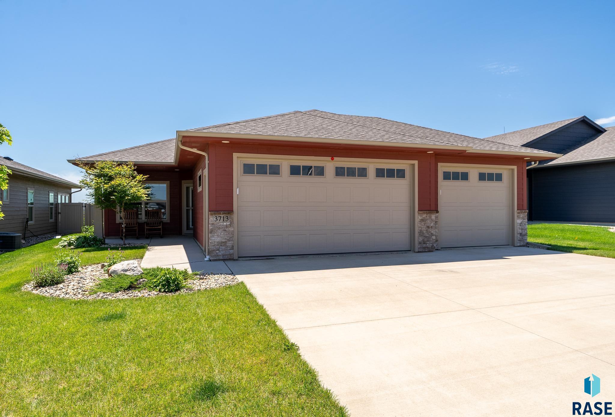 Prairie Wind St, Sioux Falls, SD 57108