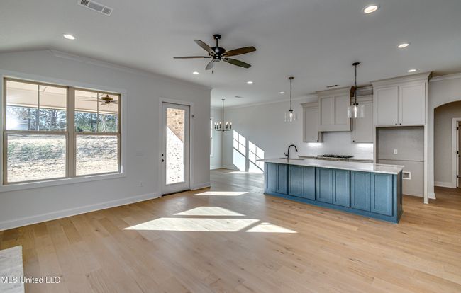 605 Cobalt Way-33 | Image 26