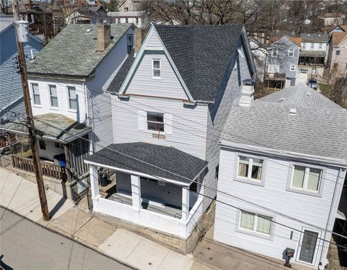 233 Smith Way, Pittsburgh, PA, 15211-2031 | Card Image