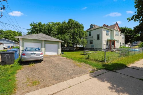3954 Portland Ave, Minneapolis, MN, 55407-5057 | Card Image