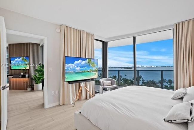 UNIT-715 - 488 Ne 18 Th St, Condo with 3 bedrooms, 4 bathrooms and null parking in Miami FL | Image 22